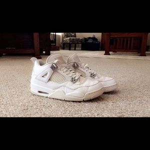 SOLD Air Jordan’s 4 Retro BG